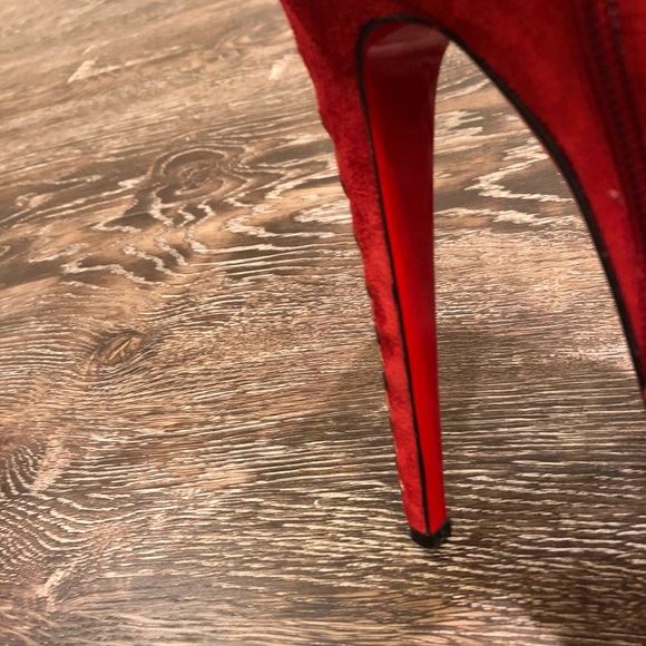 Christian Louboutin Size 40 Suede Booties - Picture 7 of 8
